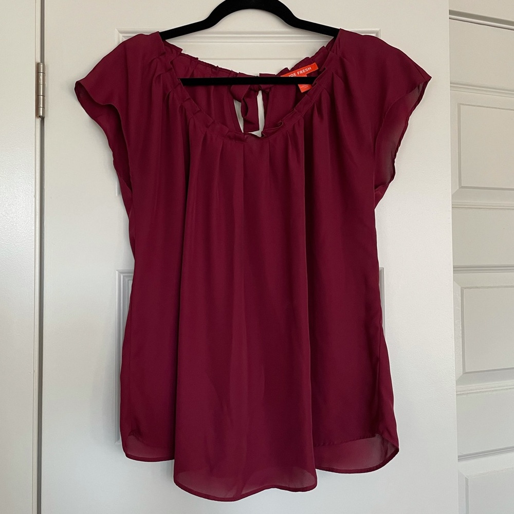 🌷4/$25🌷 Tie back blouse